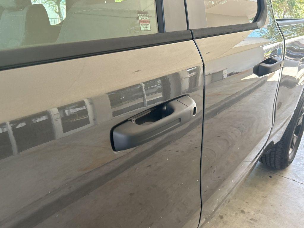 new 2025 Ram 1500 car, priced at $39,767