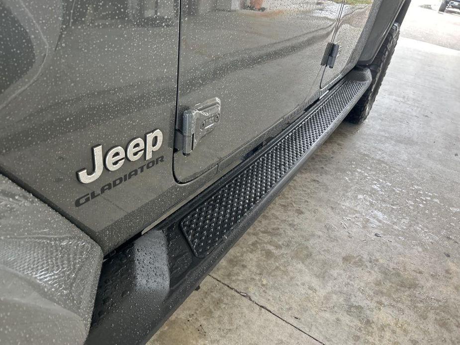 used 2021 Jeep Gladiator car, priced at $31,991