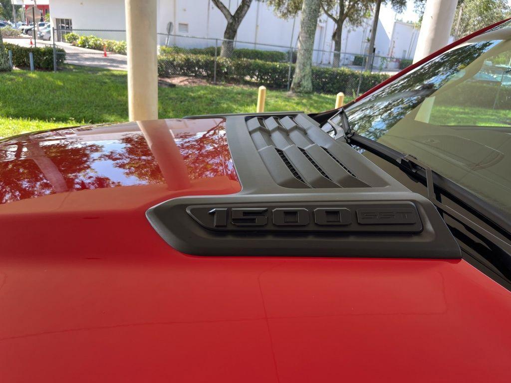 new 2025 Ram 1500 car, priced at $58,593
