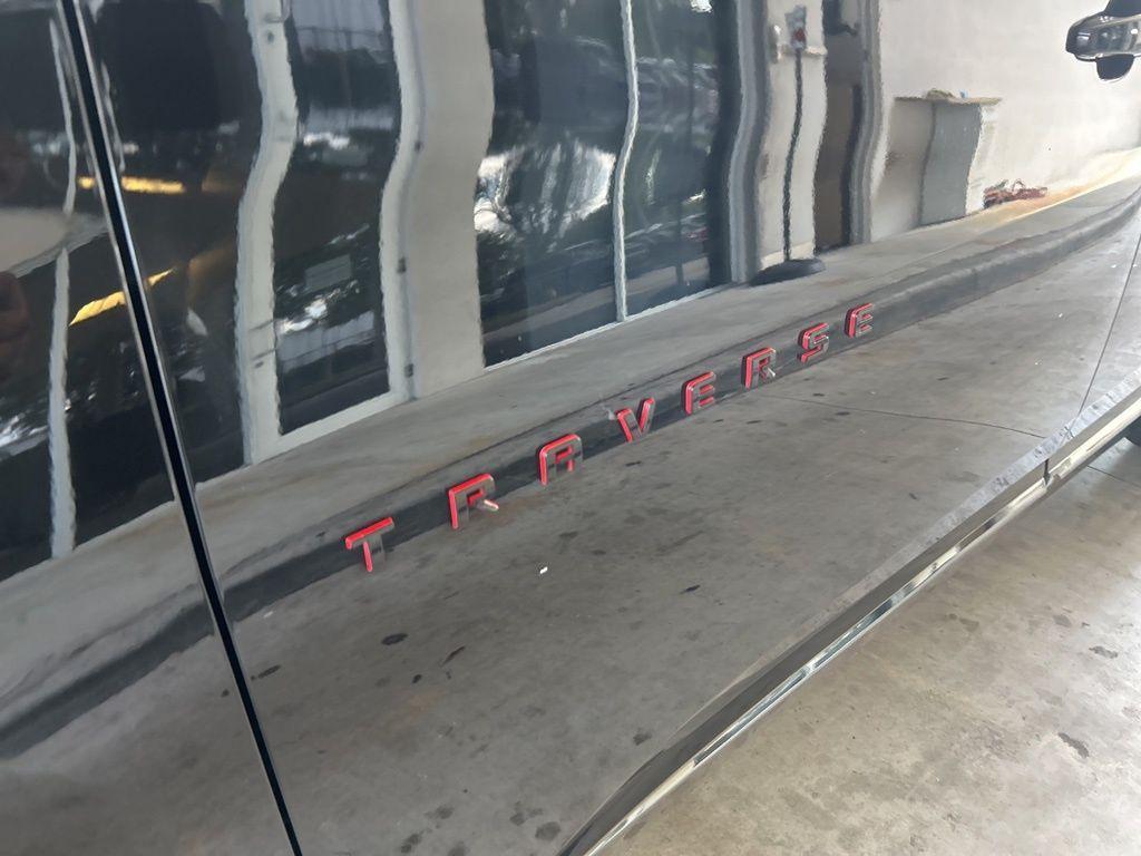 used 2019 Chevrolet Traverse car, priced at $22,991