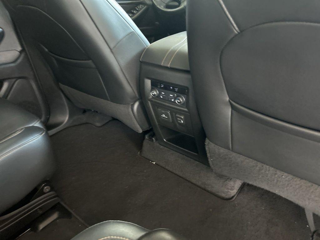 used 2019 Chevrolet Traverse car, priced at $22,991