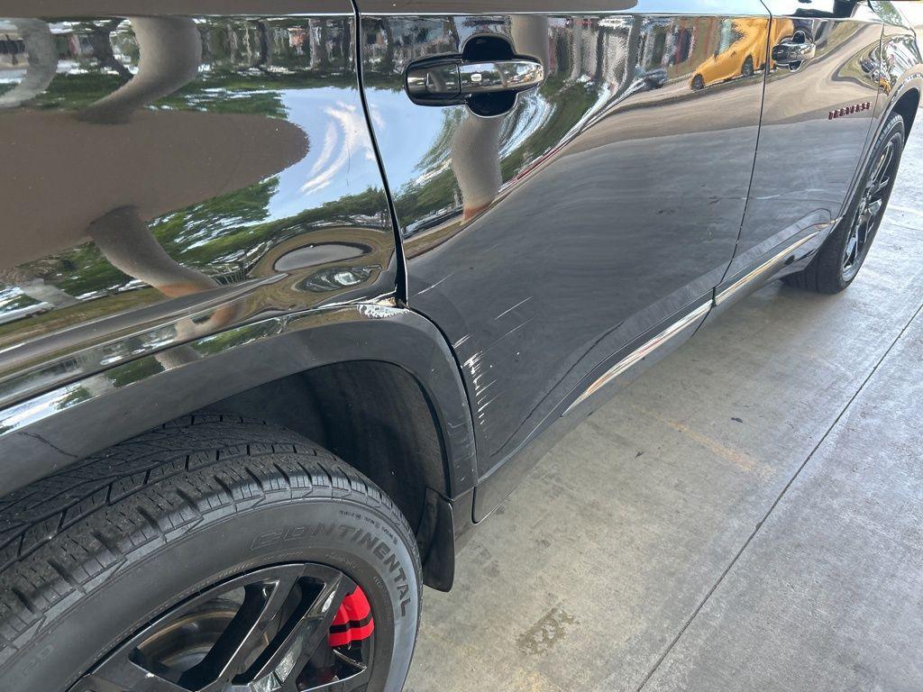 used 2019 Chevrolet Traverse car, priced at $22,991
