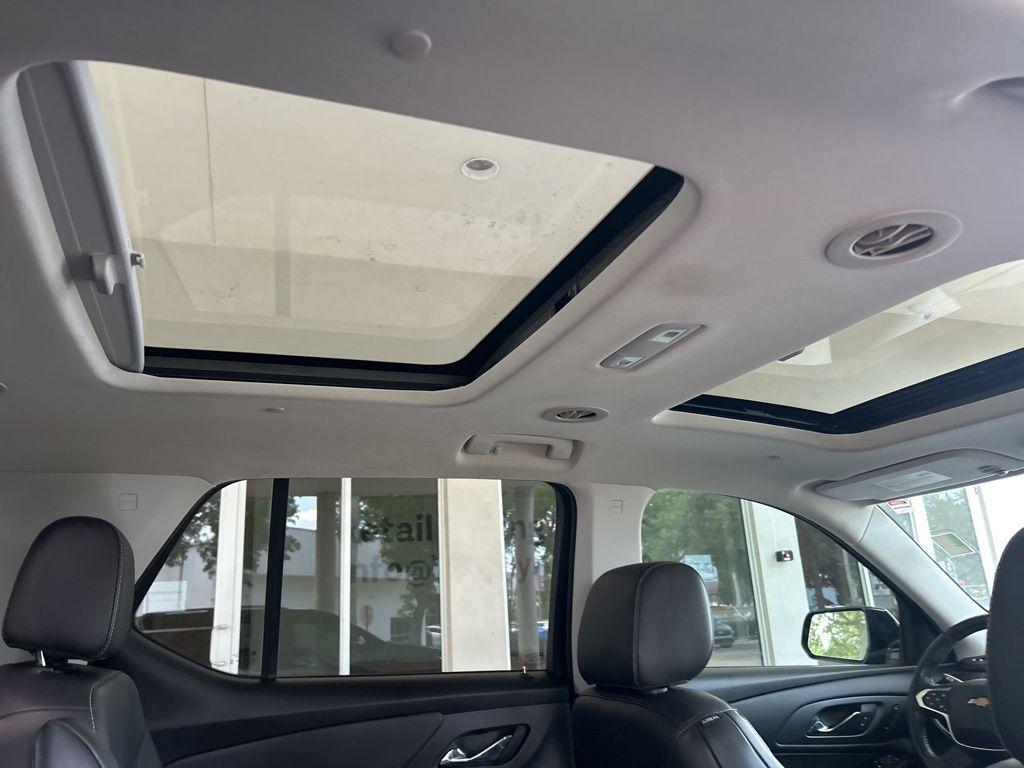 used 2019 Chevrolet Traverse car, priced at $22,991