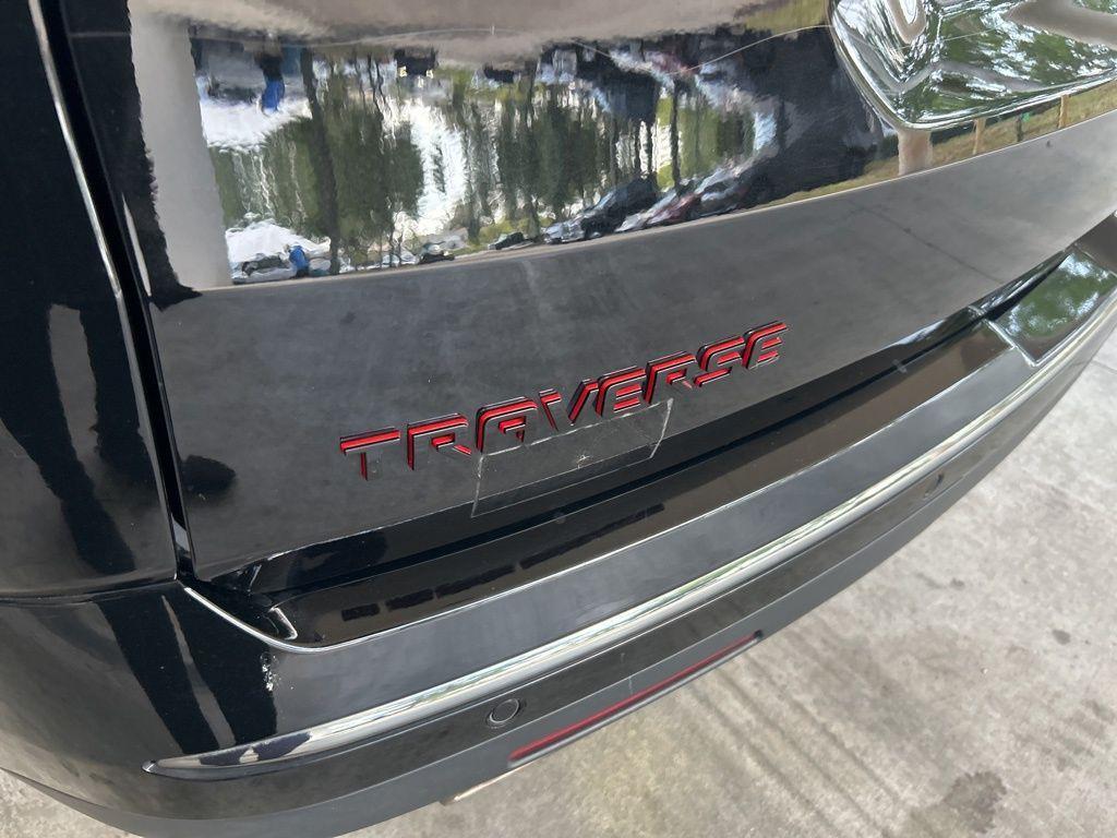 used 2019 Chevrolet Traverse car, priced at $22,991