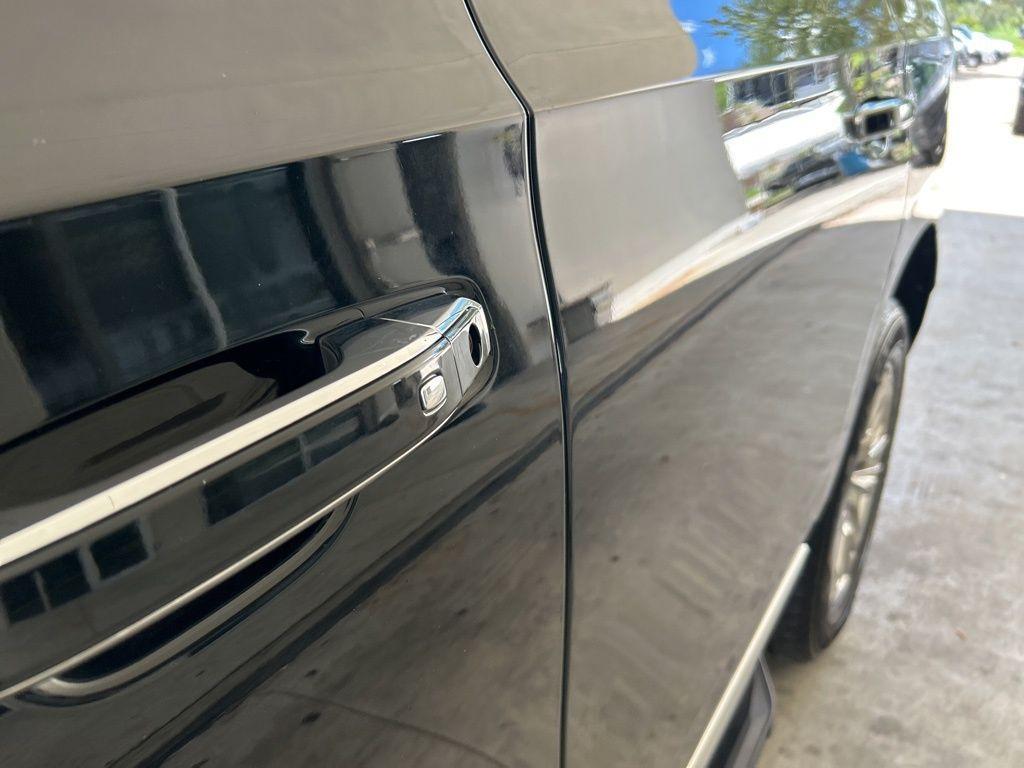 used 2023 GMC Yukon car, priced at $51,519