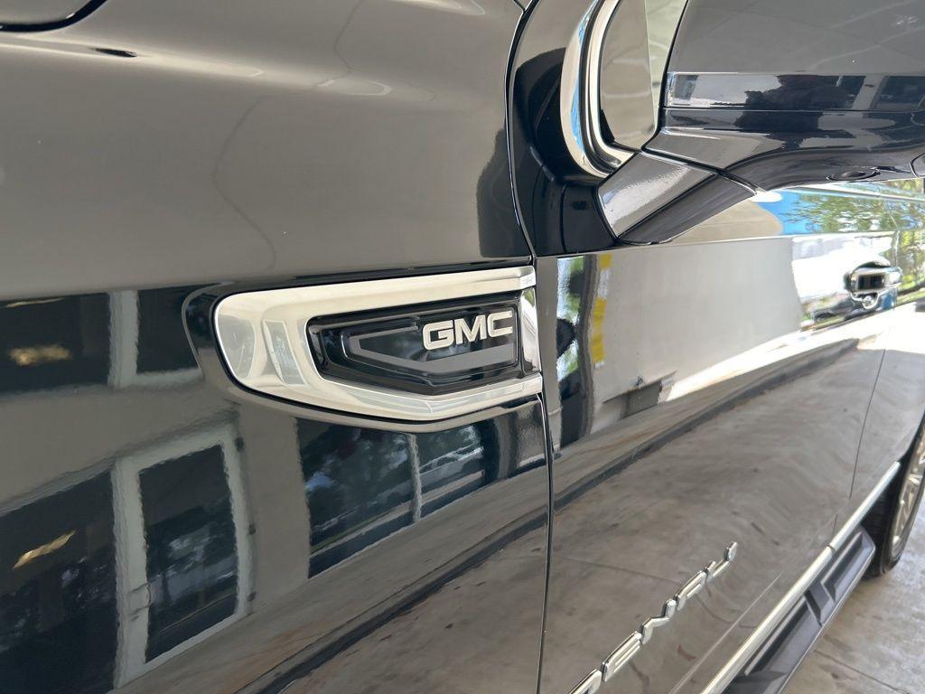 used 2023 GMC Yukon car, priced at $51,519
