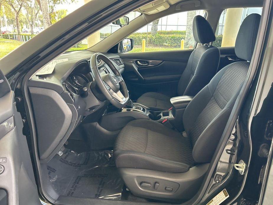 used 2019 Nissan Rogue car, priced at $17,988