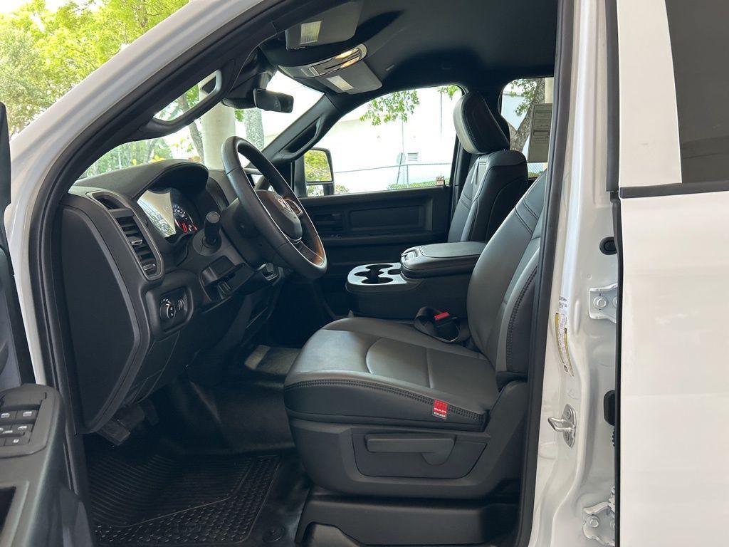 new 2025 Ram 3500 car, priced at $63,368