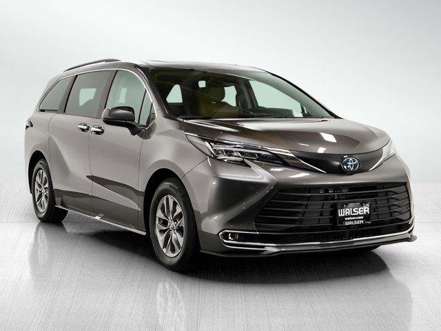 used 2023 Toyota Sienna car, priced at $50,998