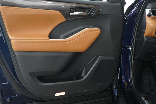 used 2023 Toyota Highlander Hybrid car, priced at $56,499