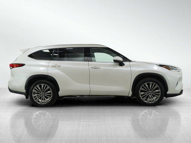 used 2020 Toyota Highlander car, priced at $35,499