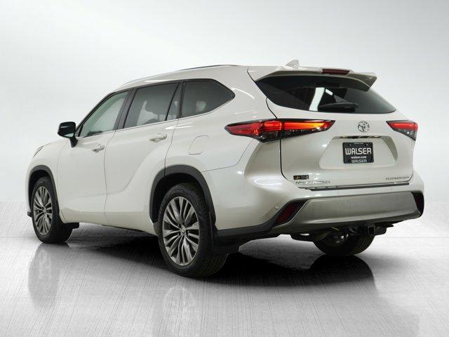 used 2020 Toyota Highlander car, priced at $35,499