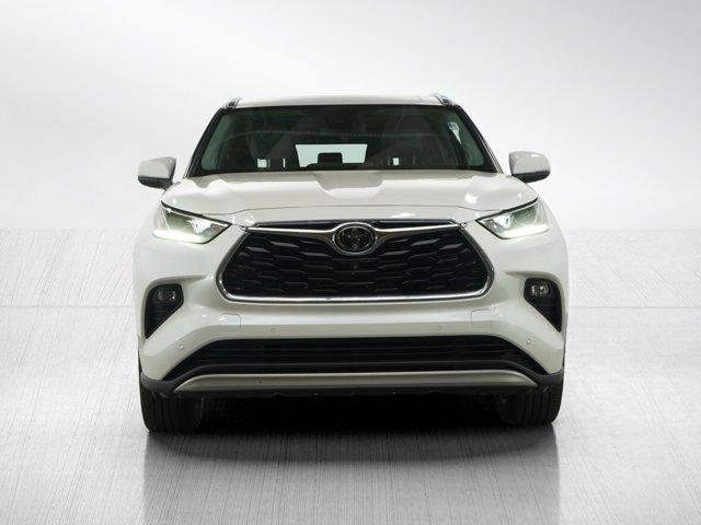 used 2020 Toyota Highlander car, priced at $35,499