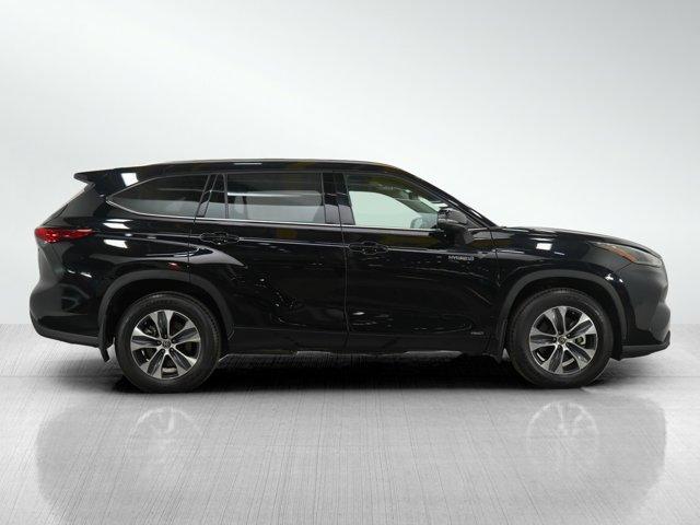 used 2021 Toyota Highlander Hybrid car, priced at $42,998