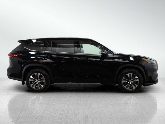 used 2021 Toyota Highlander car, priced at $37,998