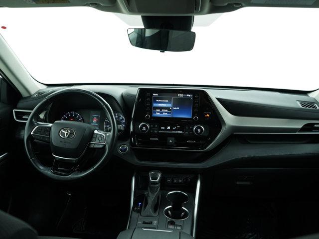 used 2020 Toyota Highlander car, priced at $23,599