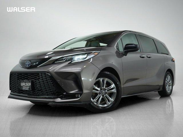used 2022 Toyota Sienna car, priced at $38,998