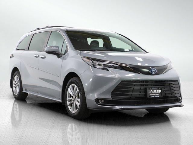 used 2022 Toyota Sienna car, priced at $49,998