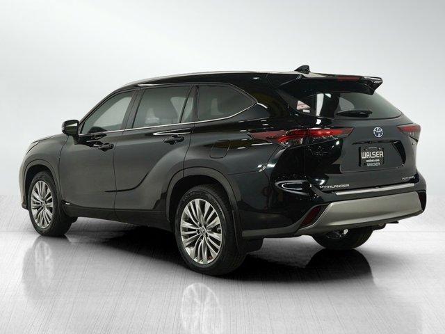 used 2024 Toyota Highlander Hybrid car, priced at $51,998