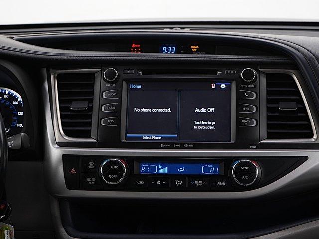 used 2017 Toyota Highlander car, priced at $19,399