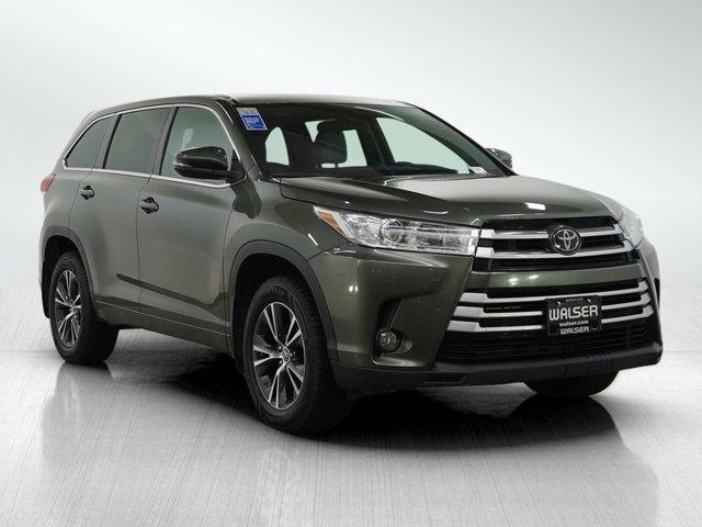 used 2017 Toyota Highlander car, priced at $19,399