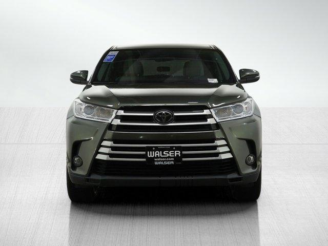 used 2017 Toyota Highlander car, priced at $19,399