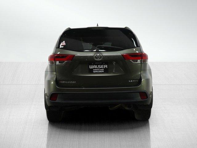 used 2017 Toyota Highlander car, priced at $19,399