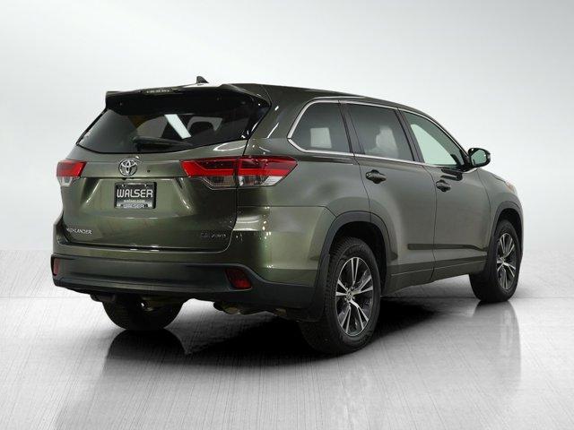used 2017 Toyota Highlander car, priced at $19,399