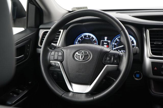 used 2015 Toyota Highlander car, priced at $23,997