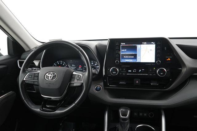 used 2021 Toyota Highlander car, priced at $32,998
