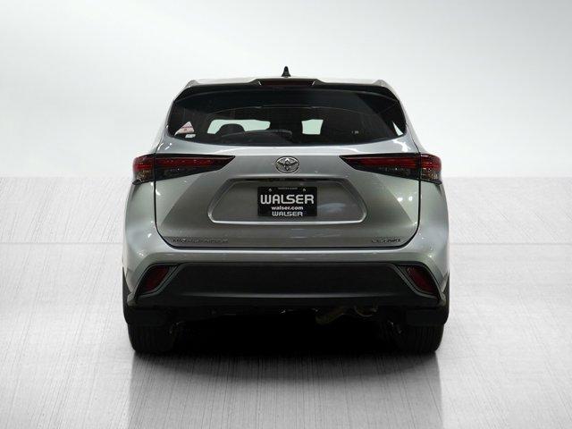 used 2024 Toyota Highlander car, priced at $38,998