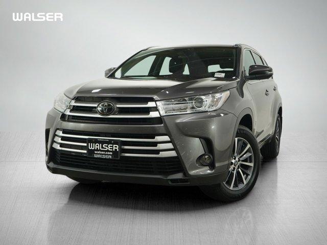 used 2017 Toyota Highlander car, priced at $23,998