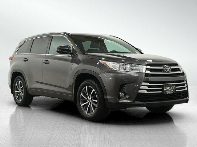 used 2017 Toyota Highlander car, priced at $23,998