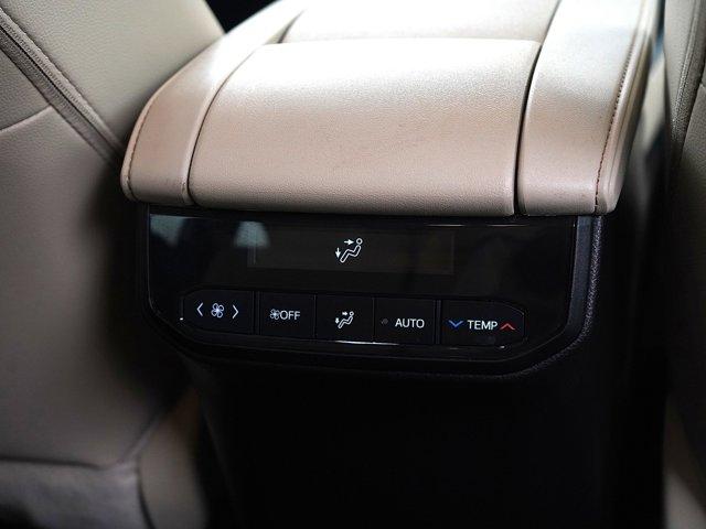 used 2024 Toyota Highlander Hybrid car, priced at $46,998