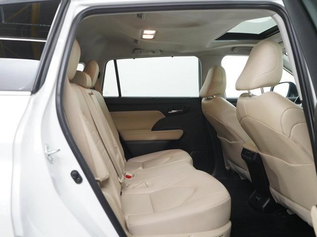 used 2024 Toyota Highlander Hybrid car, priced at $46,998