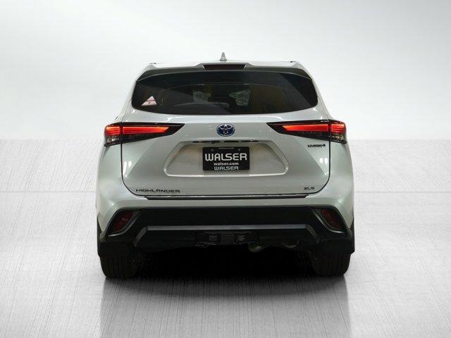 used 2024 Toyota Highlander Hybrid car, priced at $46,998