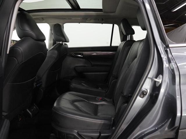 used 2020 Toyota Highlander Hybrid car, priced at $28,998