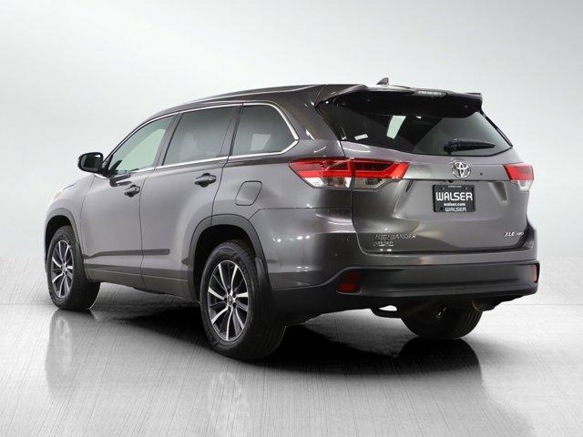 used 2018 Toyota Highlander car, priced at $21,599