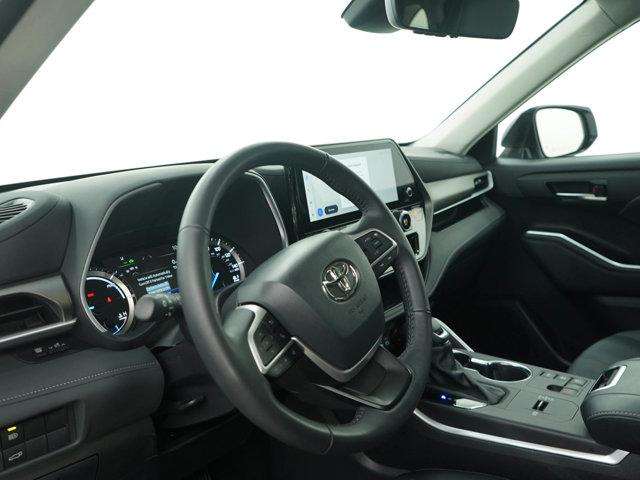 used 2024 Toyota Highlander Hybrid car, priced at $51,499
