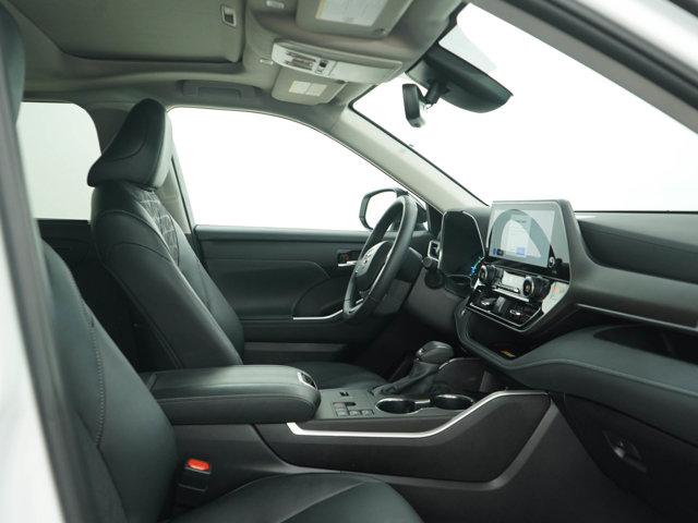 used 2024 Toyota Highlander Hybrid car, priced at $51,499