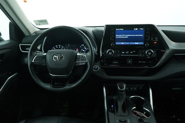 used 2021 Toyota Highlander car, priced at $31,998