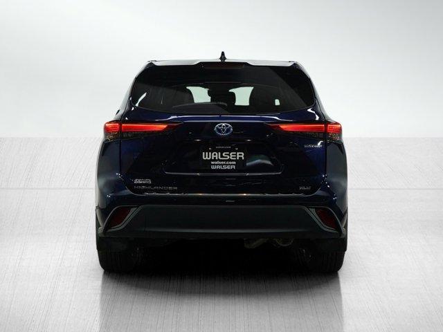 used 2023 Toyota Highlander Hybrid car, priced at $45,998