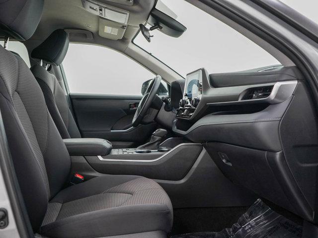 used 2024 Toyota Highlander car, priced at $33,399