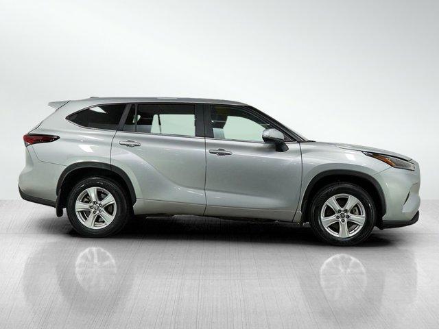 used 2024 Toyota Highlander car, priced at $33,399
