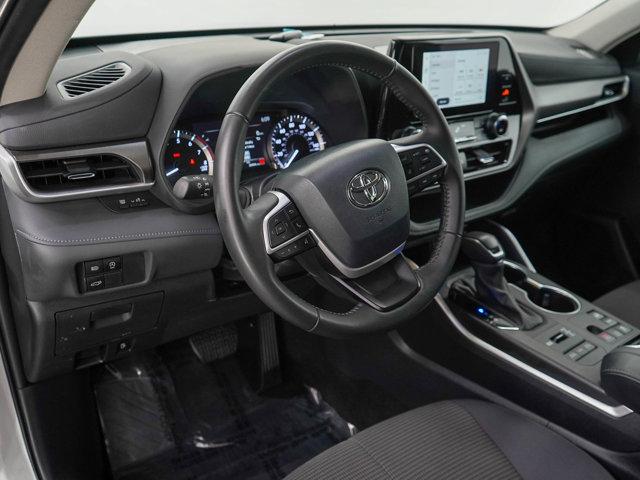 used 2024 Toyota Highlander car, priced at $33,399