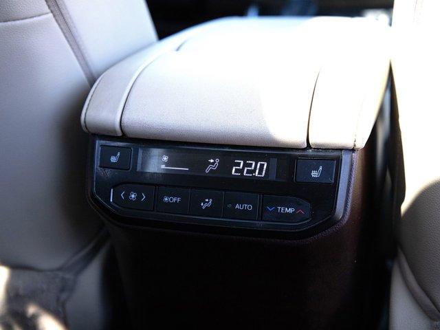 used 2021 Toyota Highlander Hybrid car, priced at $42,998