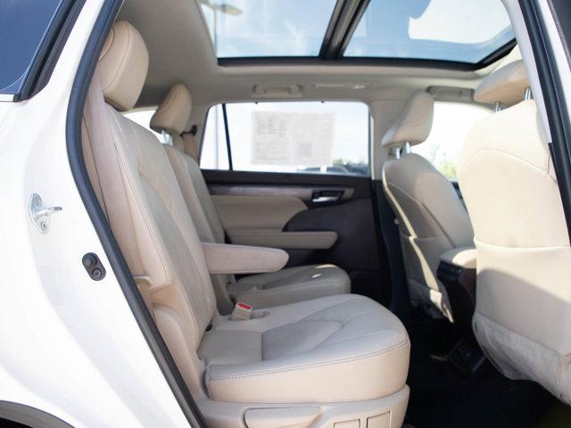 used 2021 Toyota Highlander Hybrid car, priced at $42,998