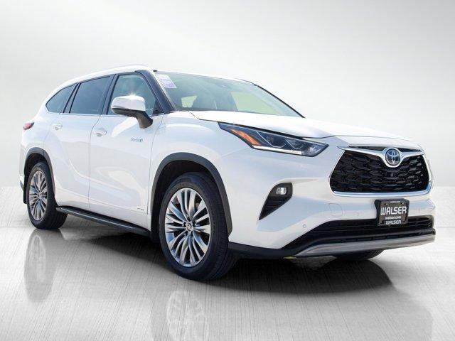 used 2021 Toyota Highlander Hybrid car, priced at $42,998