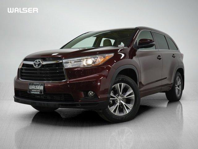 used 2015 Toyota Highlander car, priced at $23,397