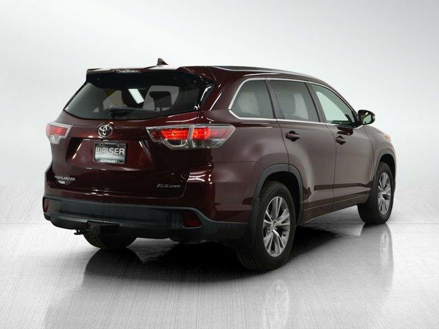 used 2015 Toyota Highlander car, priced at $23,397